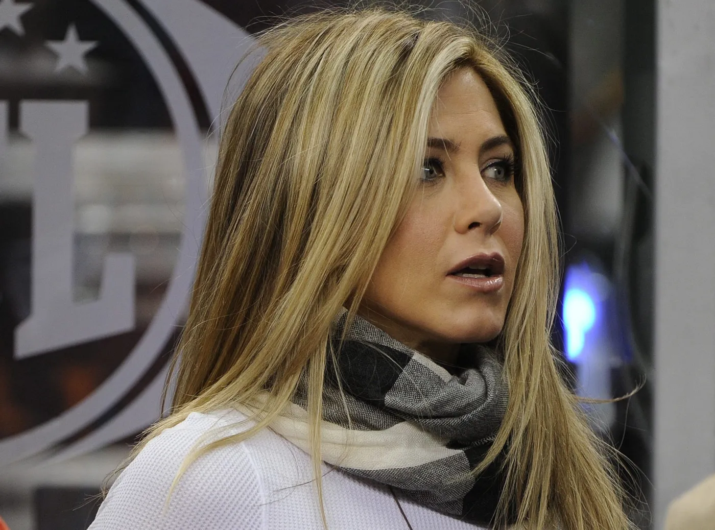 Jennifer Aniston niesie radość