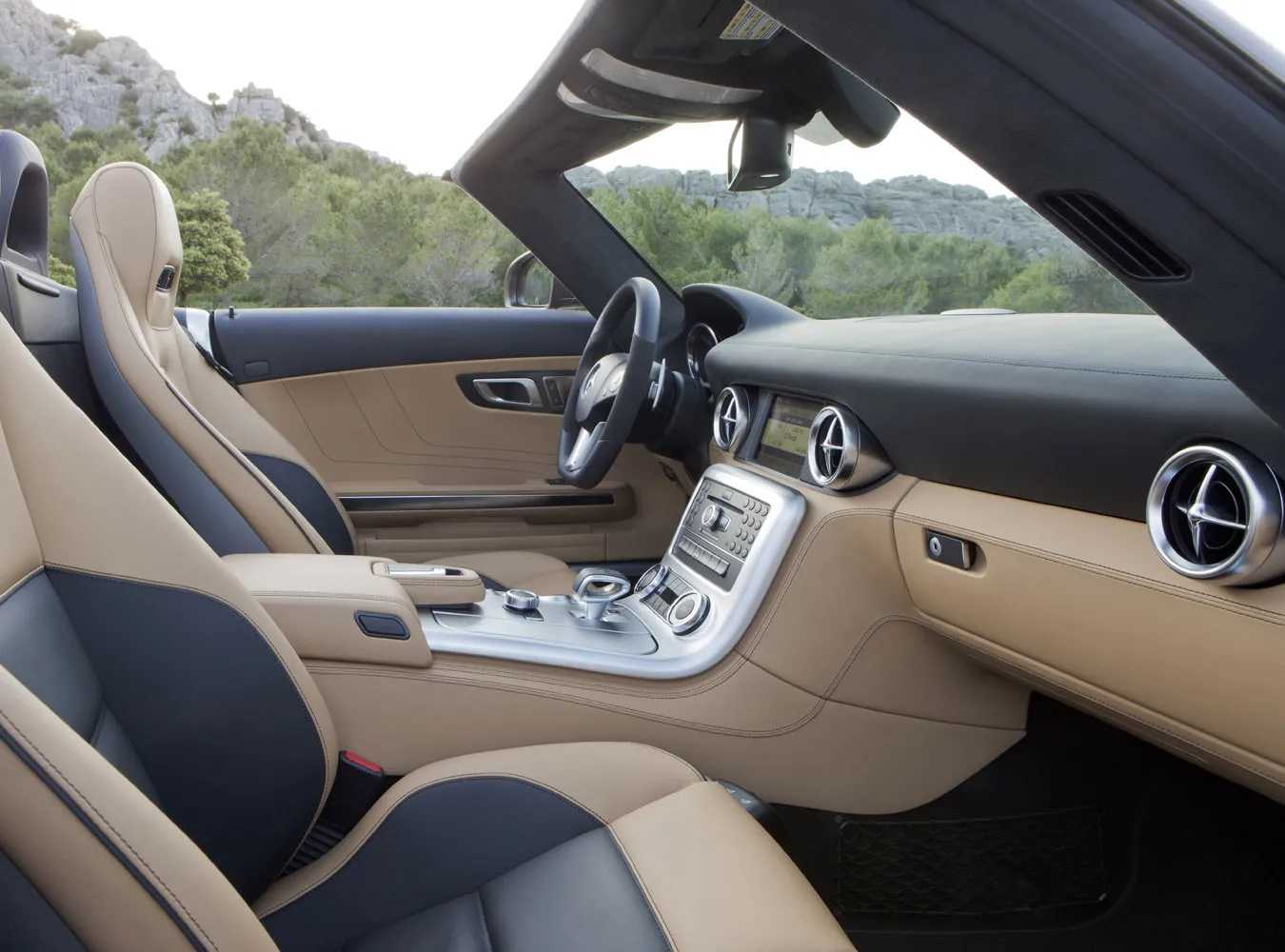 Oto nowy Mercedes SLS roadster 