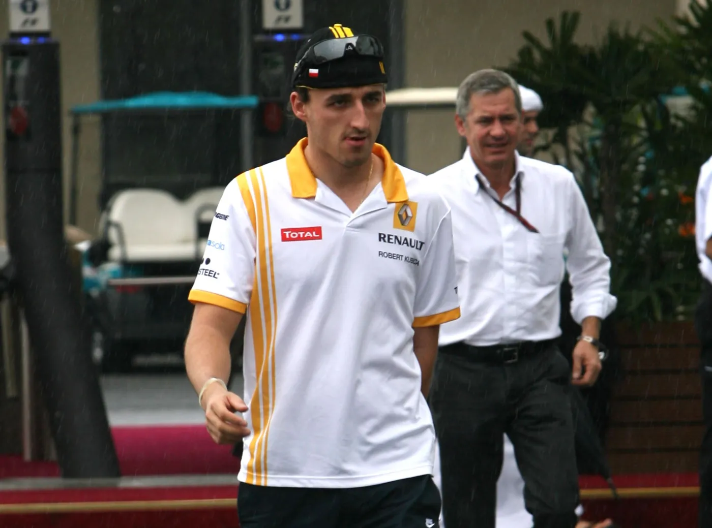 Lotus Renault czeka na deklarację Roberta Kubicy
