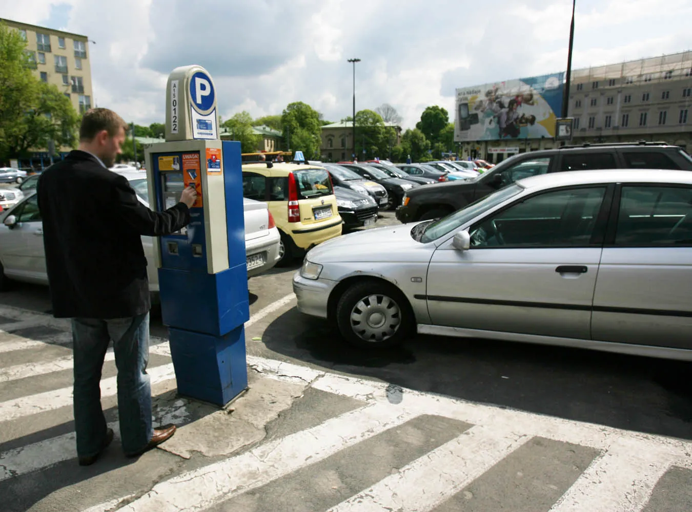 Masz auto? Łap się za kieszeń - zapłacisz więcej za parkowanie