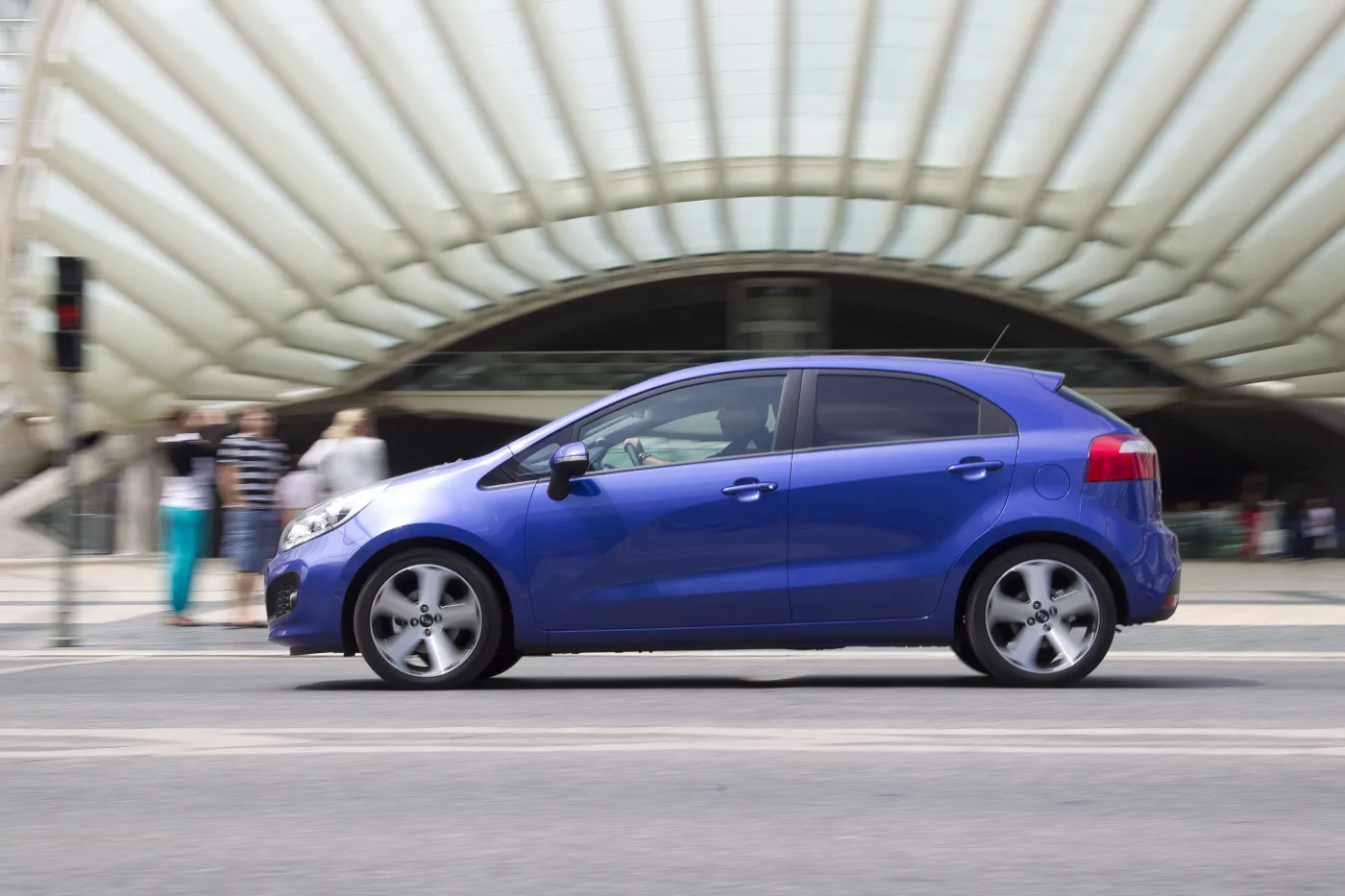 2415058-kia-rio-2011-18.jpg