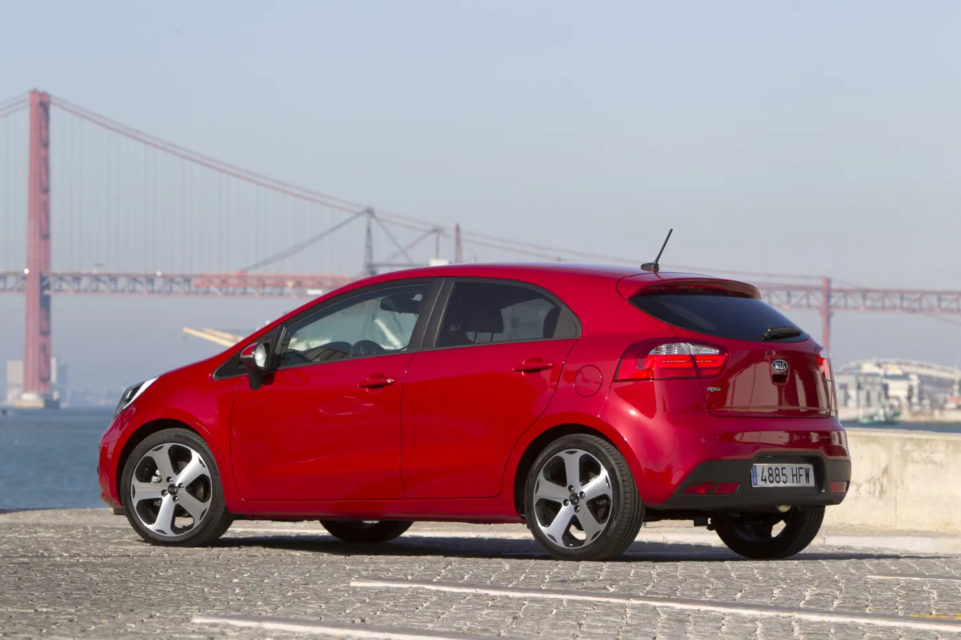 2415333-kia-rio-2011-31.jpg