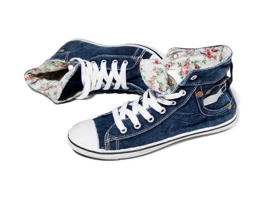 2427776-houseaw2011-r6392.jpg