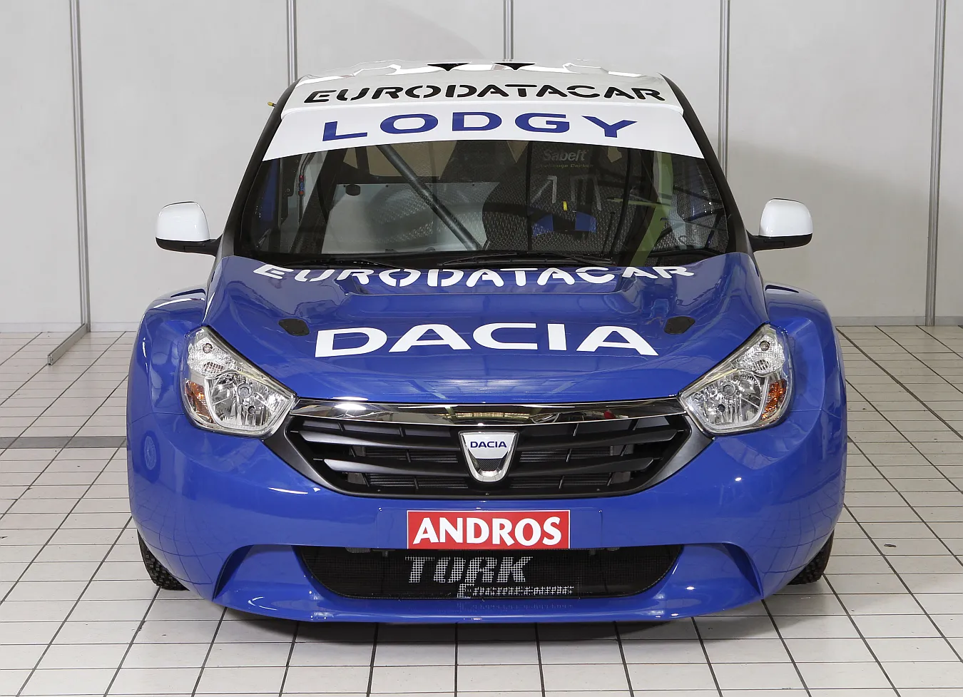 2734729-dacia-30552-1-6.jpg