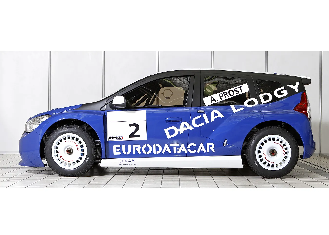 2734891-dacia-30554-1-6.jpg