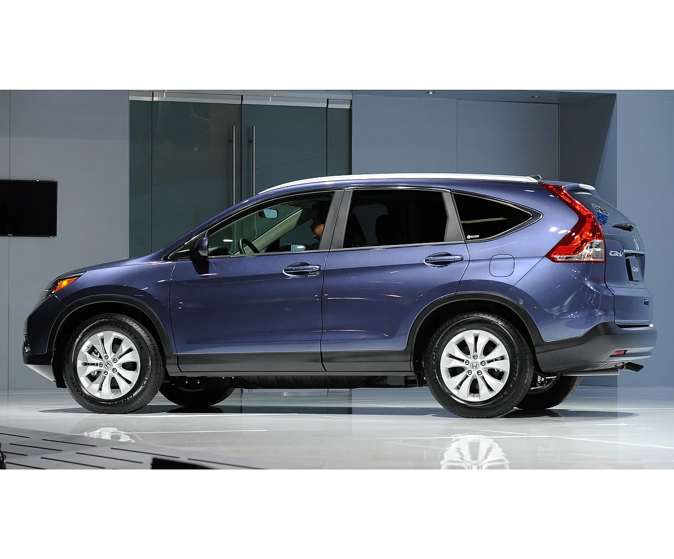 2747830-nowa-honda-cr-v.jpg
