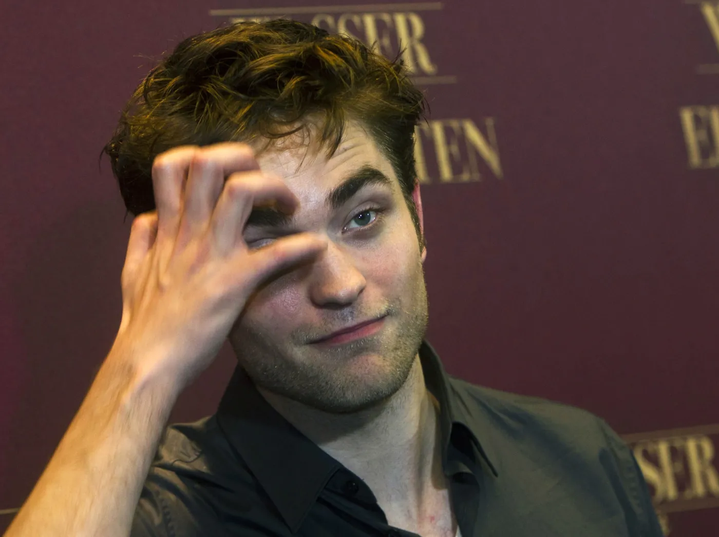 Robert Pattinson w ciągu doby traci miliony