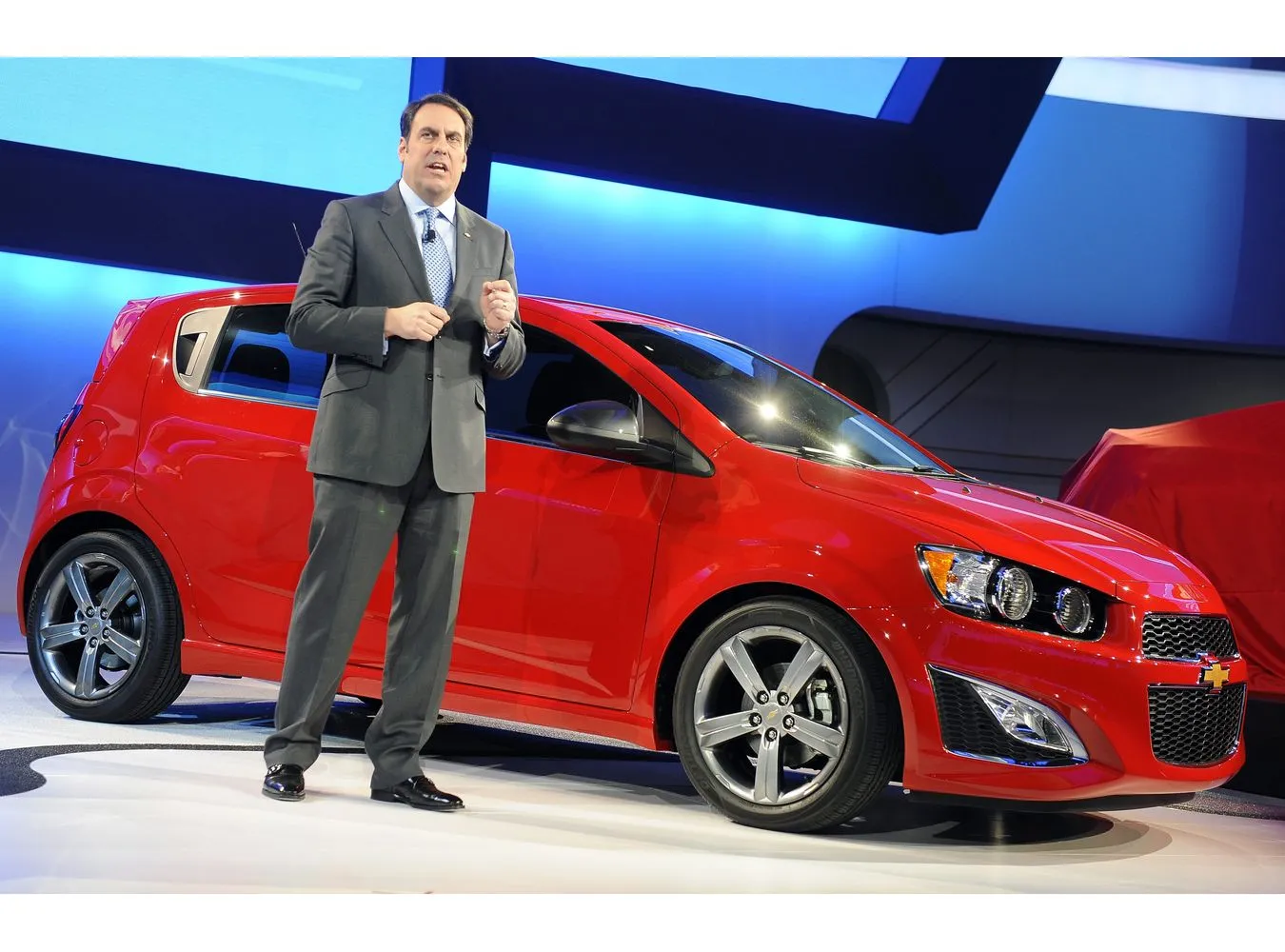 2942426-chevrolet-sonic-rs.jpg