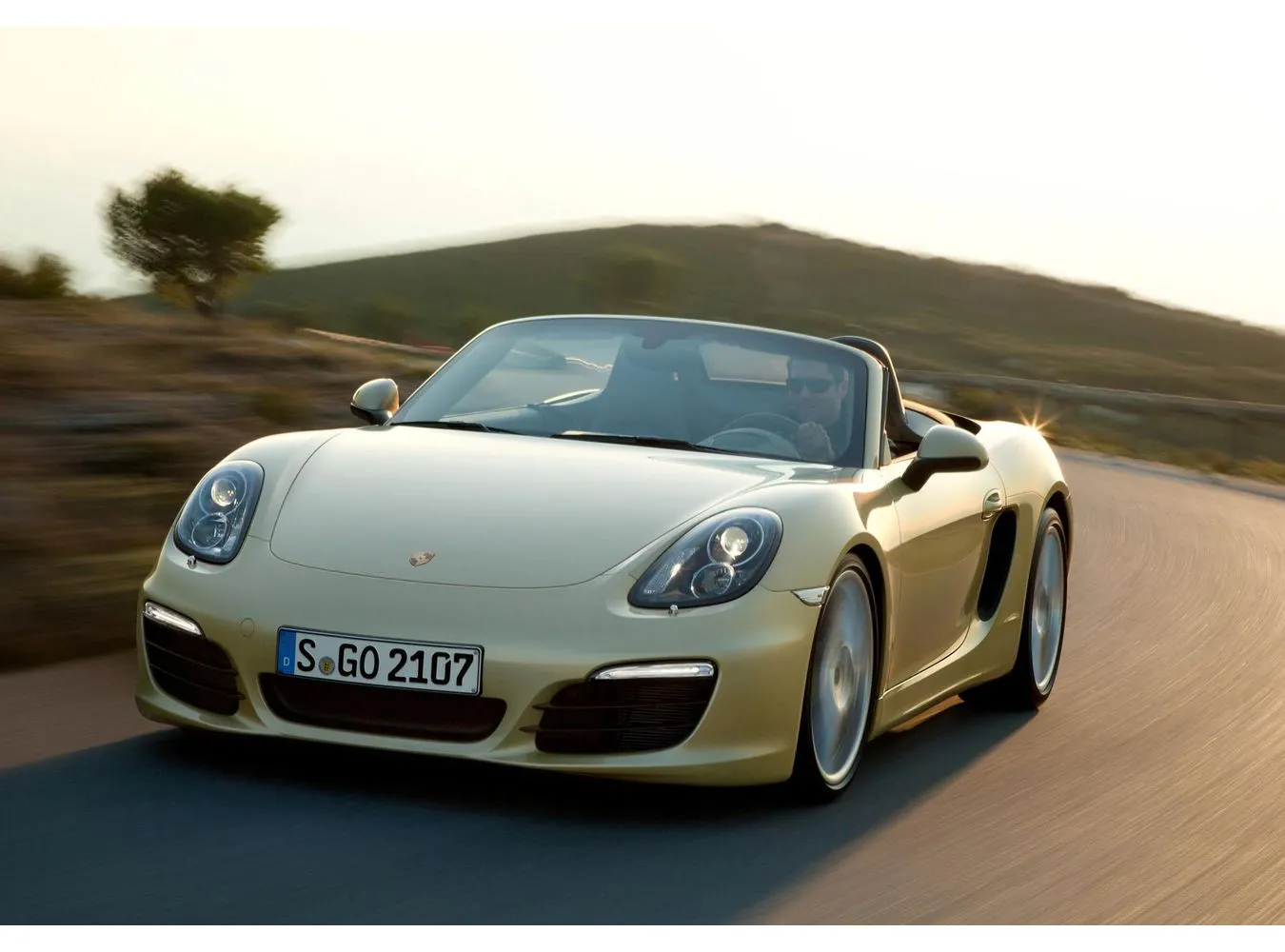 2954131-porsche-boxster.jpg