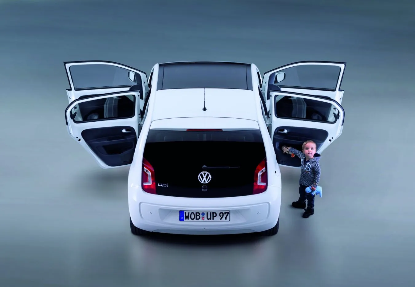 3000771-volkswagen-up-5d.jpg