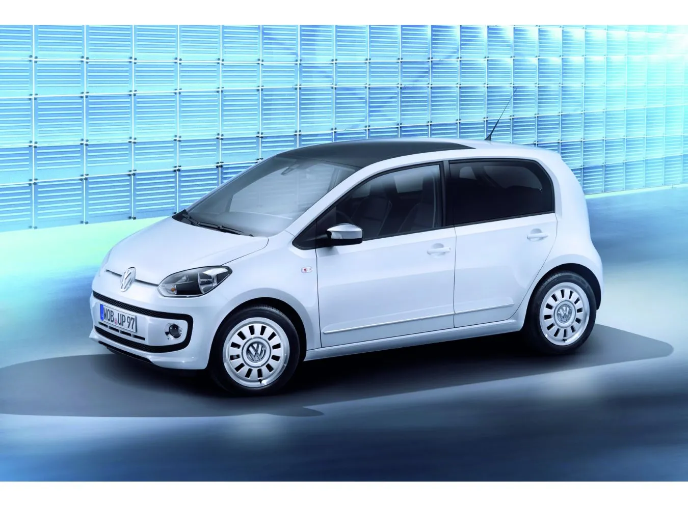 3000825-volkswagen-up-5d.jpg