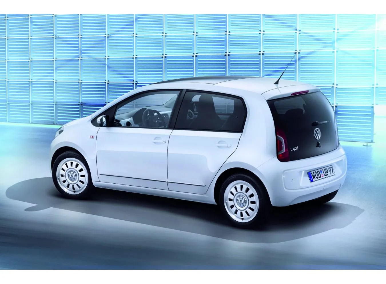3000852-volkswagen-up-5d.jpg