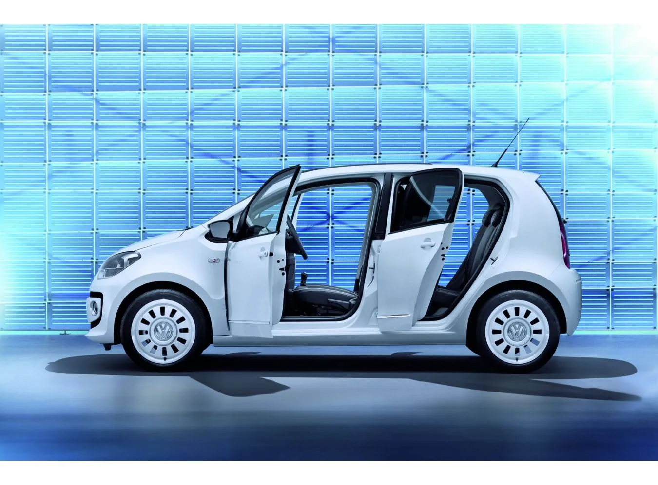 3000906-volkswagen-up-5d.jpg