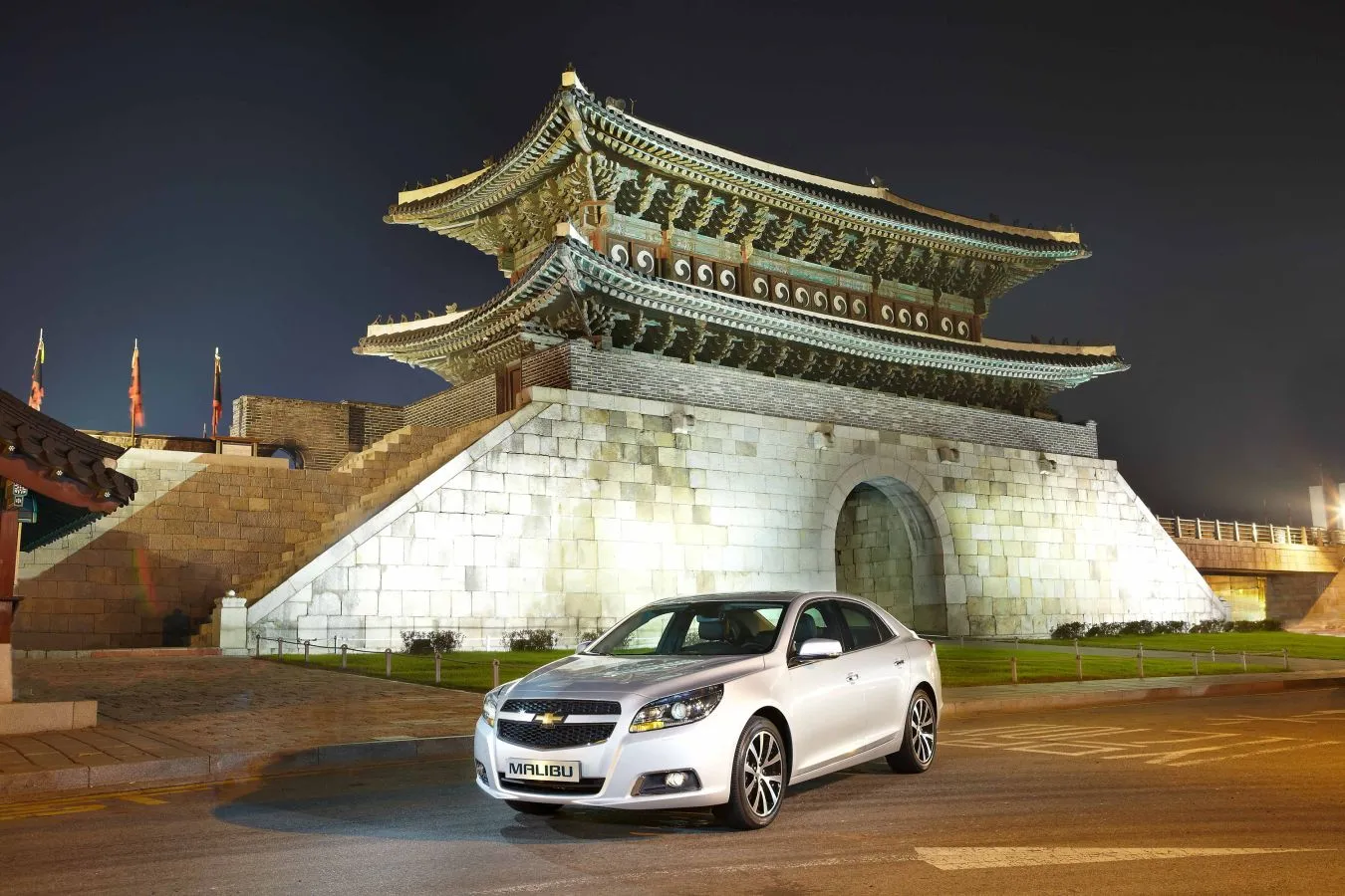 3009005-chevrolet-malibu.jpg
