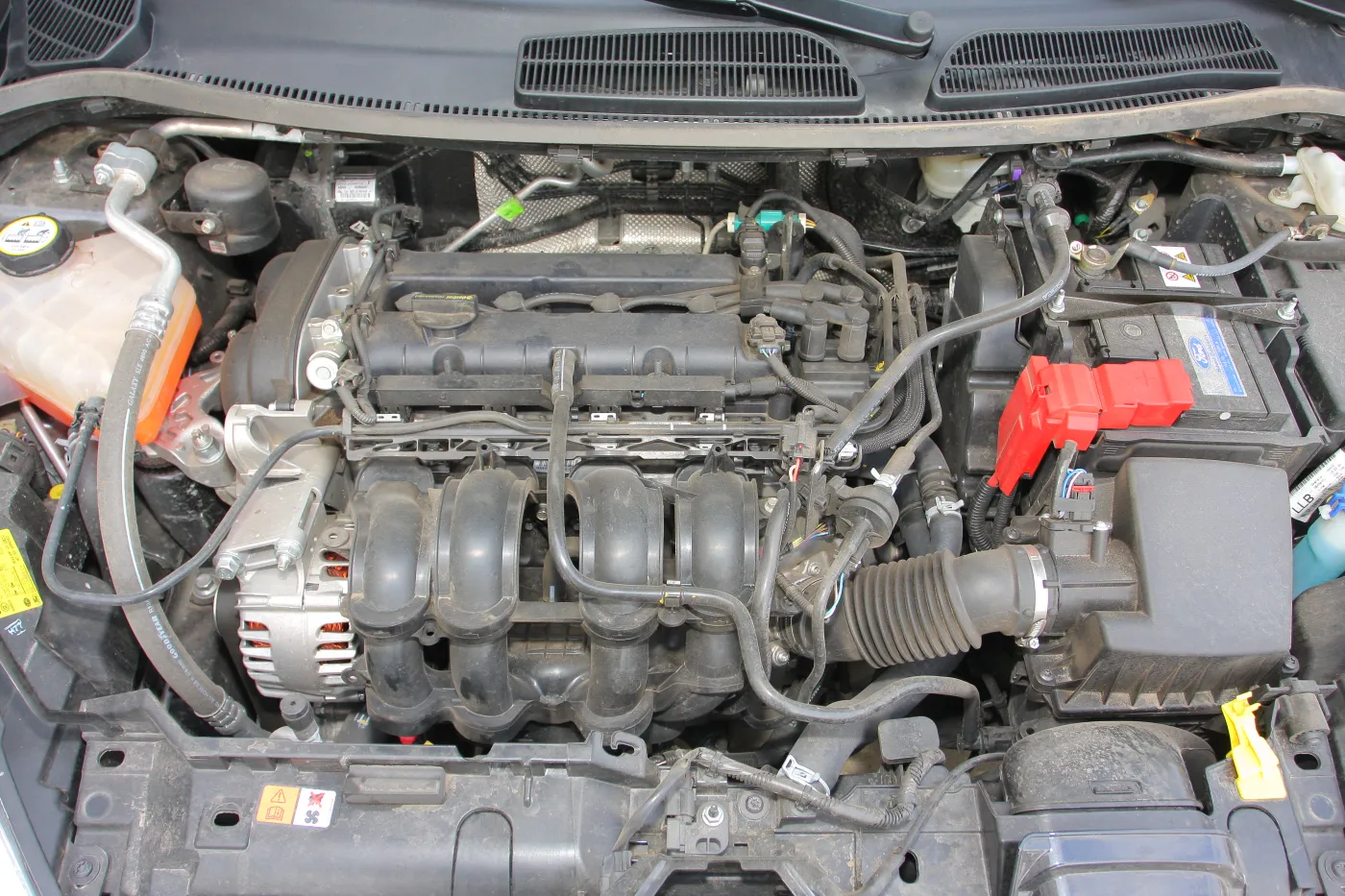 3254158-ford-fiesta-sport.jpg