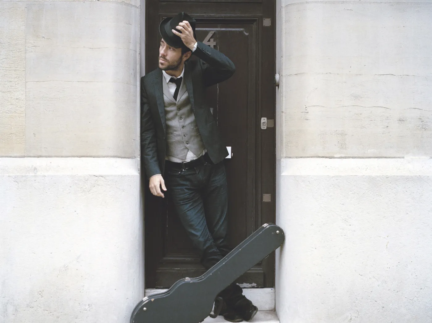 3287591-charlie-winston.jpg