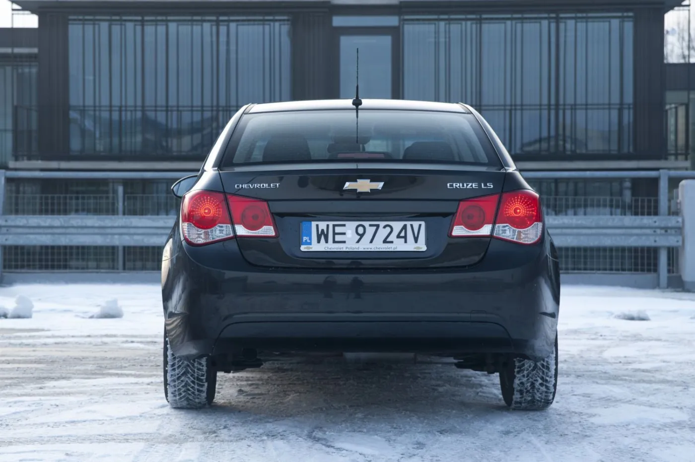 3292952-chevrolet-cruze.jpg