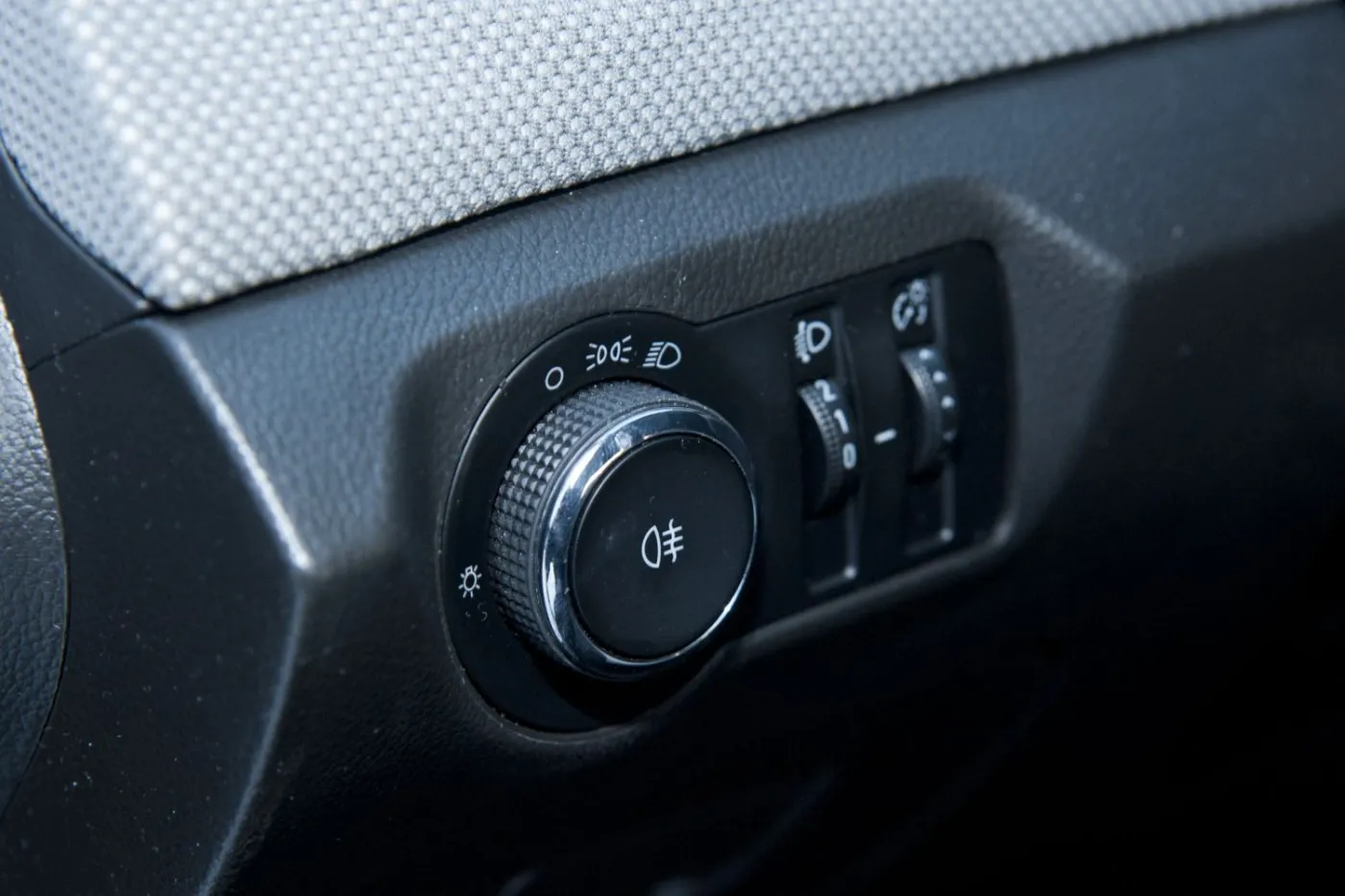 3293154-chevrolet-cruze.jpg