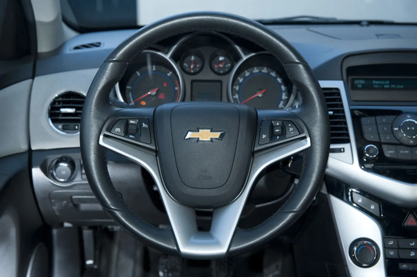 3293241-chevrolet-cruze.jpg
