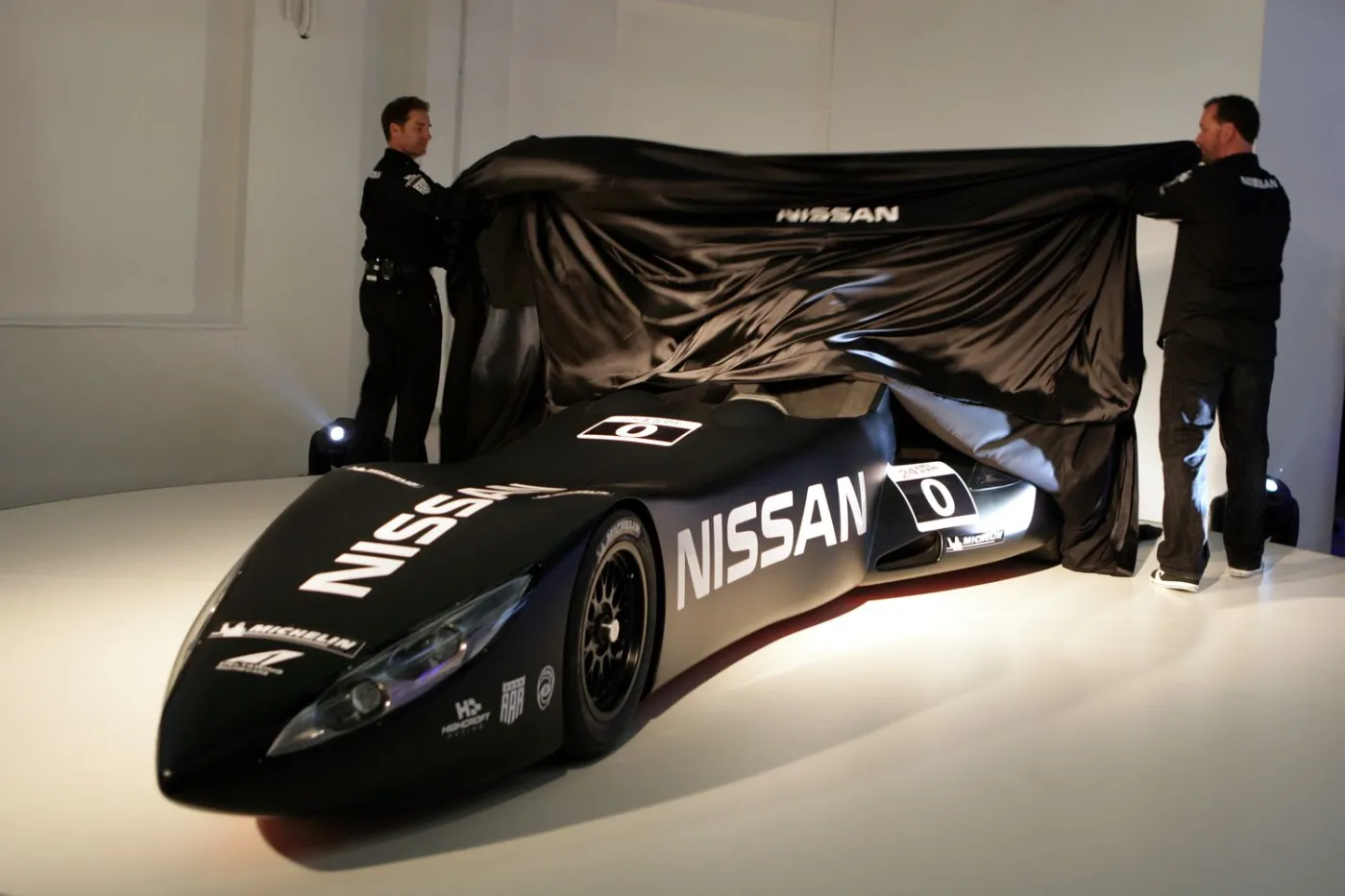 3319581-nissan-deltawing.jpg