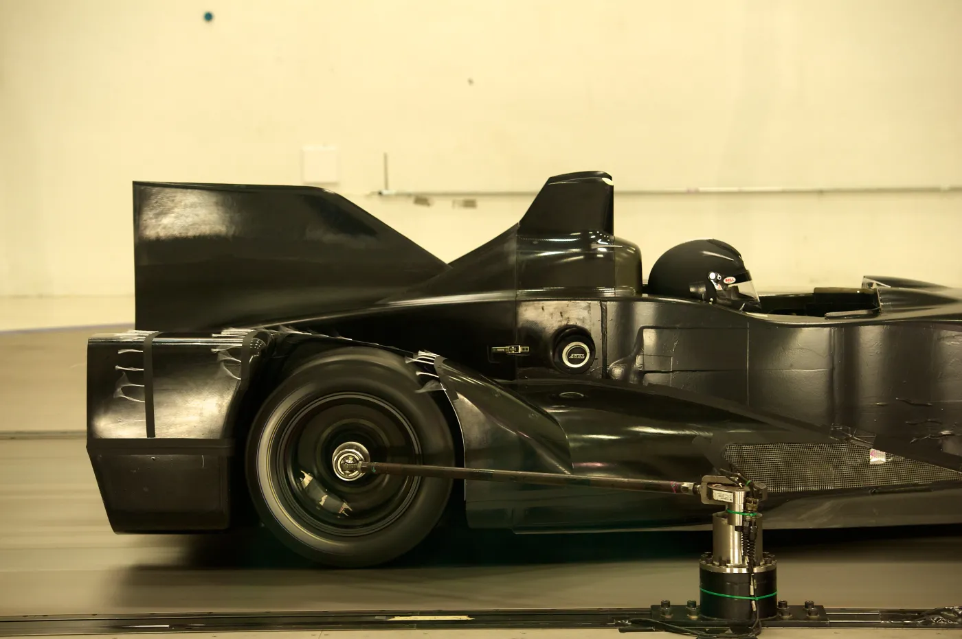 3319260-nissan-deltawing.jpg