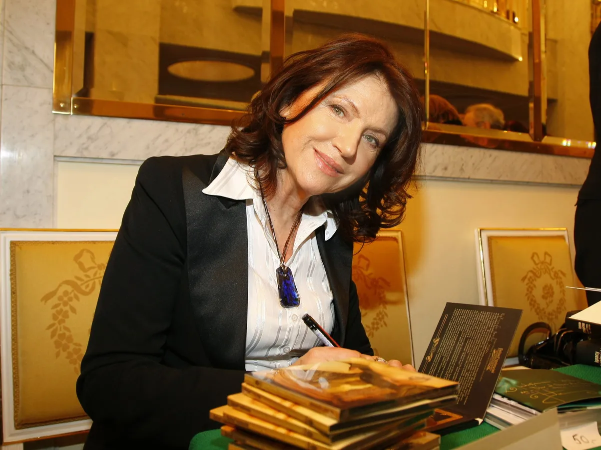 3339755-halina-frackowiak.jpg