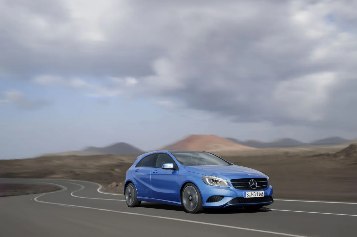 3358855-mercedes-klasy-a.jpg
