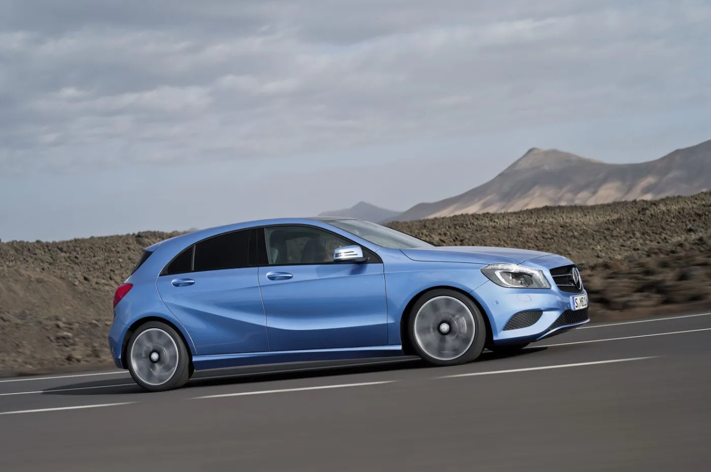 3358884-mercedes-klasy-a.jpg