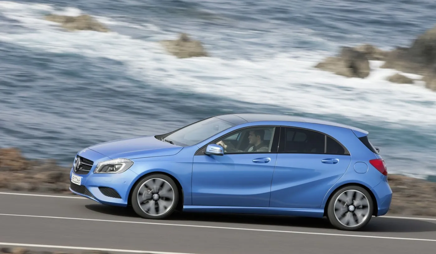 3359053-mercedes-klasy-a.jpg