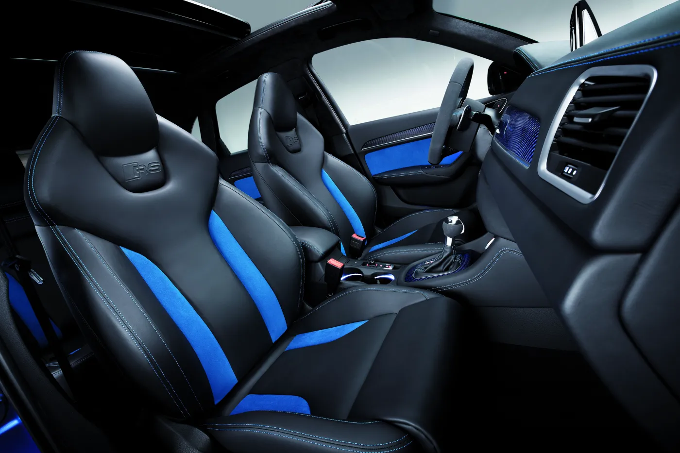 3377926-audi-rs-q3-concept.jpg