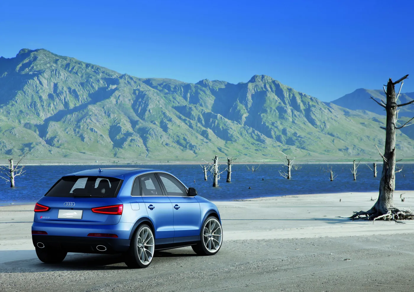 3378477-audi-rs-q3-concept.jpg