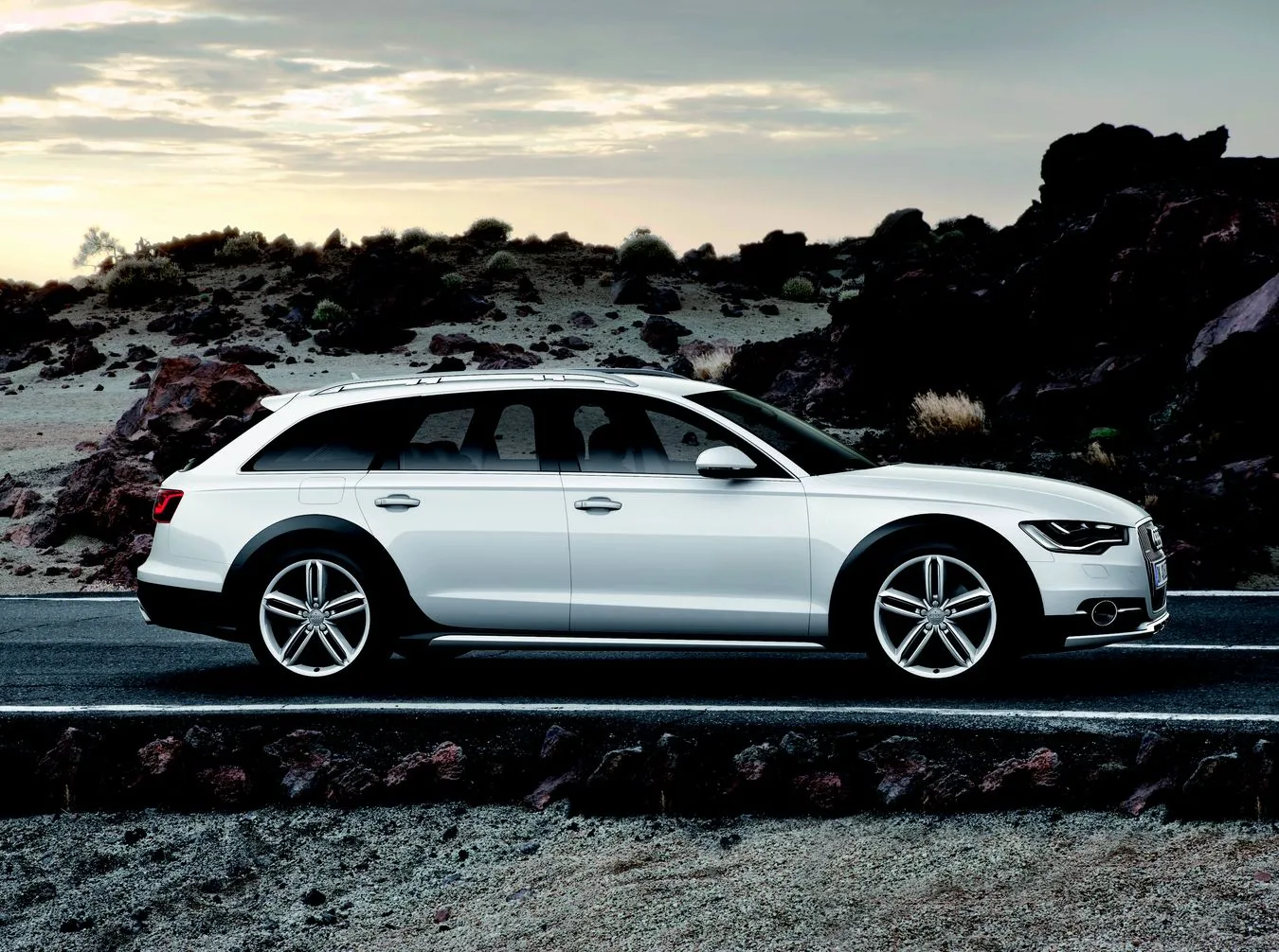 2951542-audi-a6-allroad.jpg