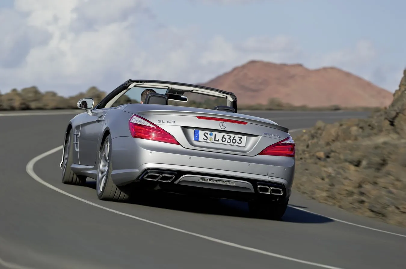3122664-mercedes-sl-63-amg.jpg