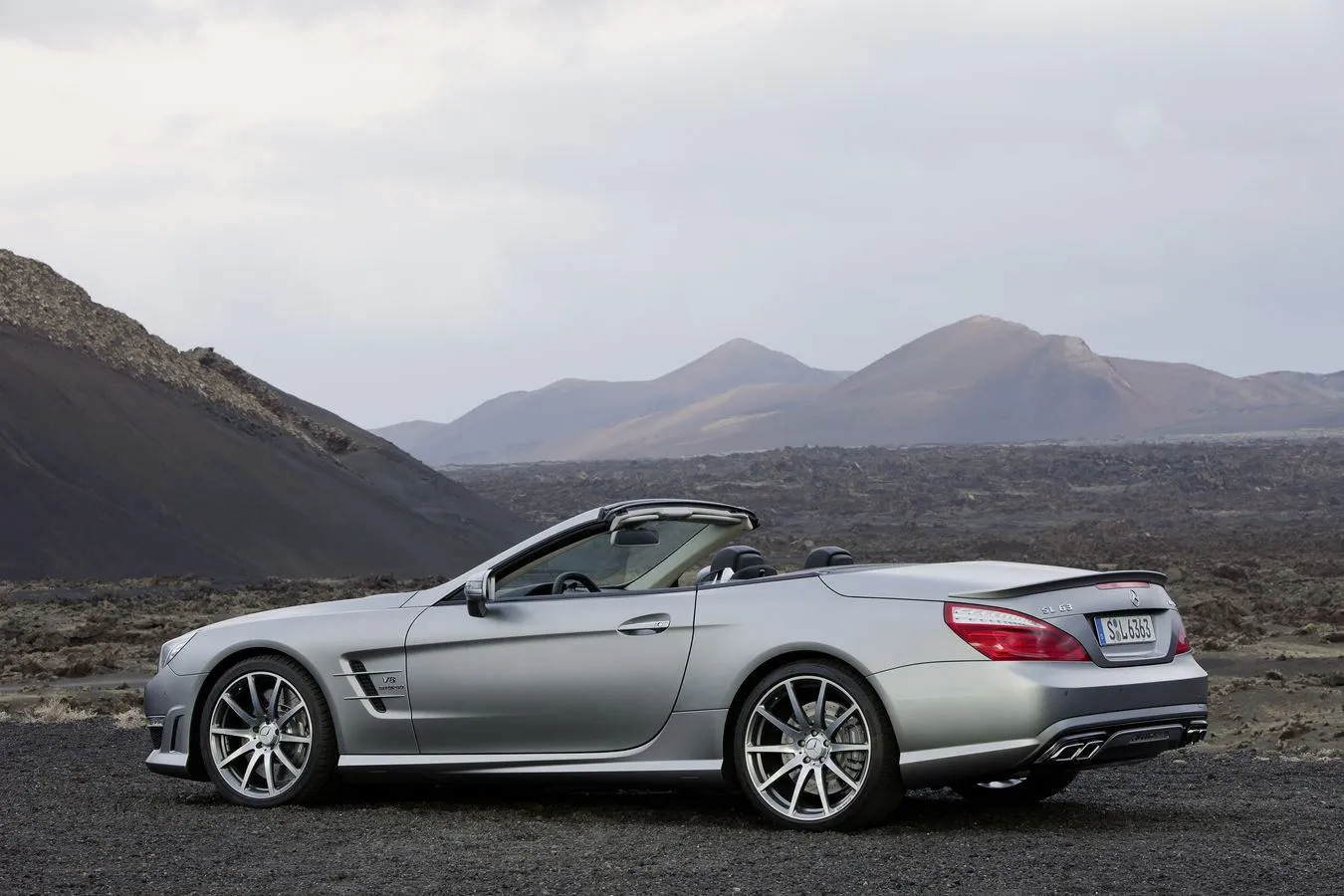 3122260-mercedes-sl-63-amg.jpg