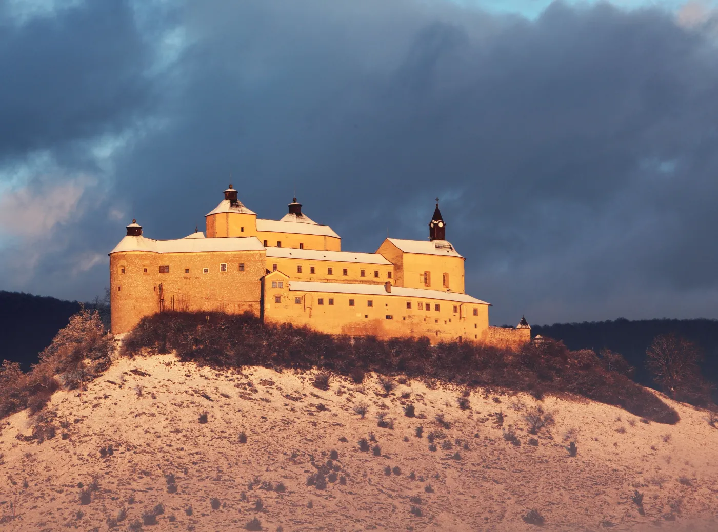 zamek krasna horka