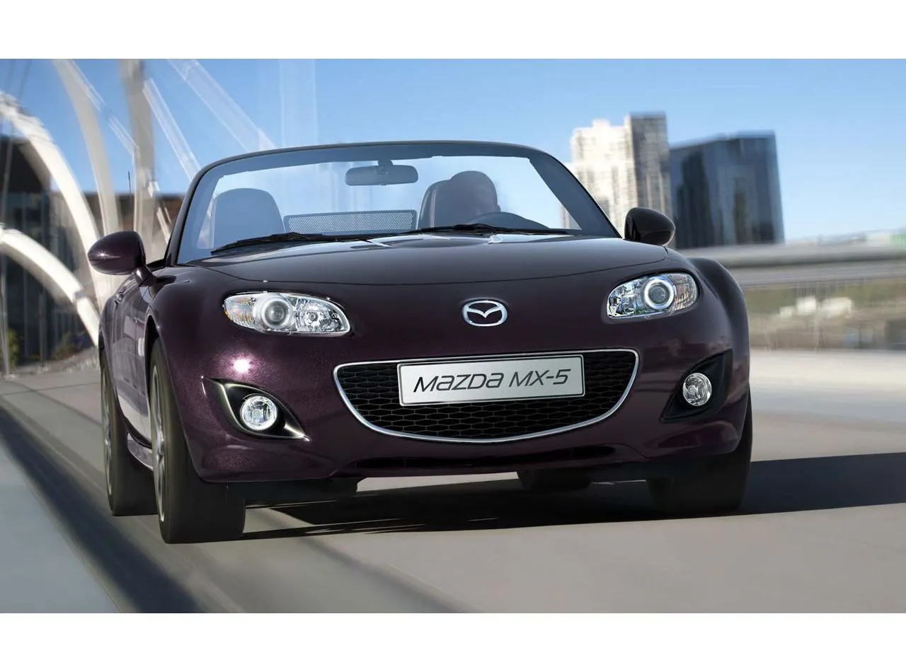 3245602-mazda-mx-5-spring.jpg