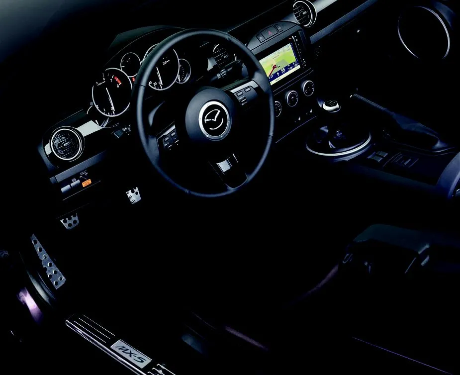 3245660-mazda-mx-5-spring.jpg
