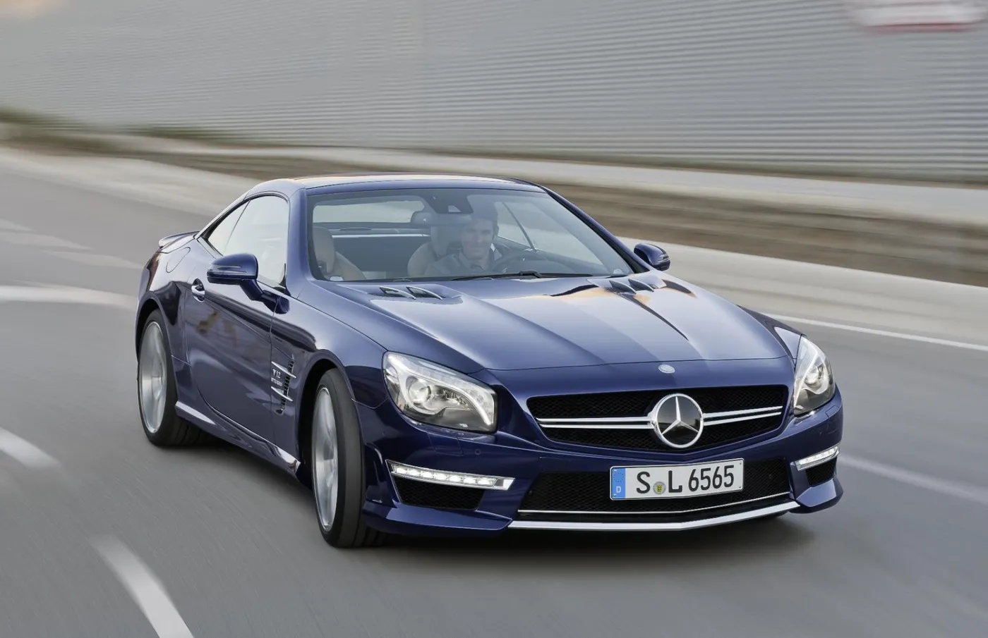 3249540-mercedes-sl-65-amg.jpg