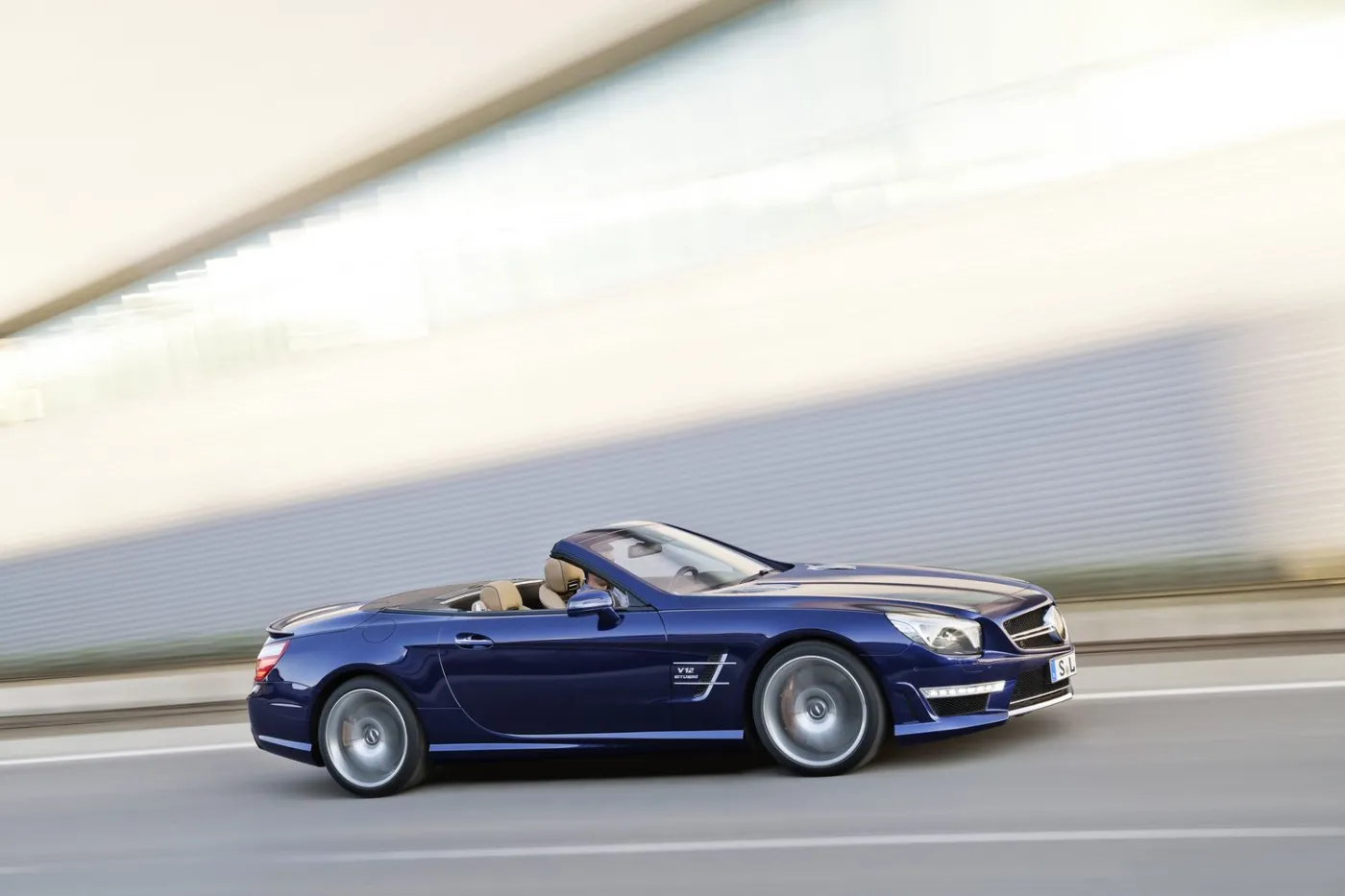 3249279-mercedes-sl-65-amg.jpg