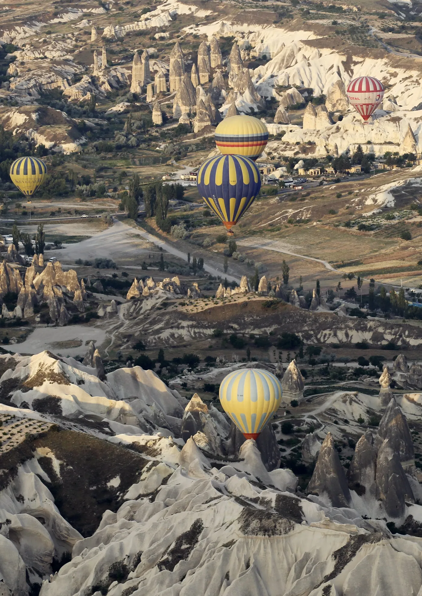 3729539-kapadocja-w-turcji.jpg