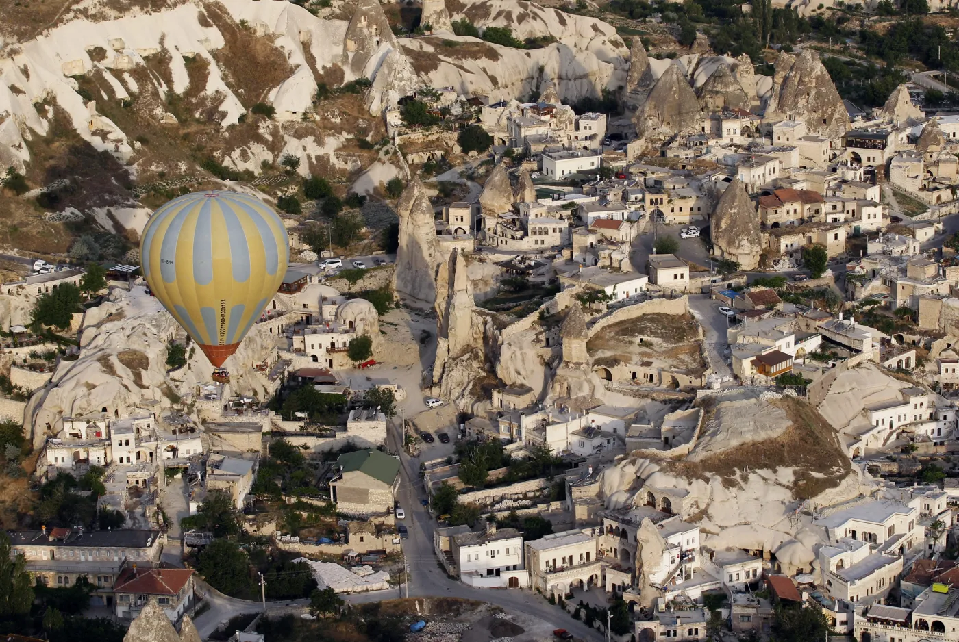 3729823-kapadocja-w-turcji.jpg