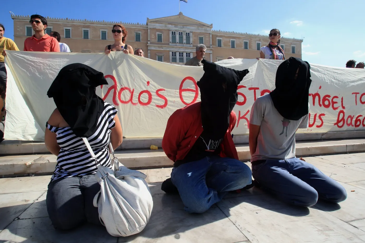 4170979-protesty-w-grecji.jpg
