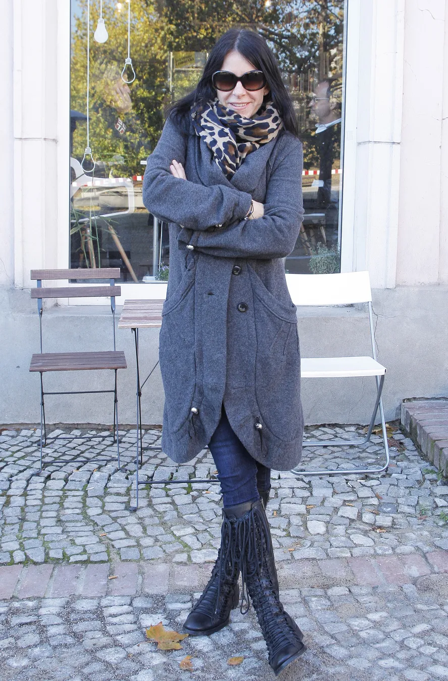 4176779-wilki-na-planie.jpg