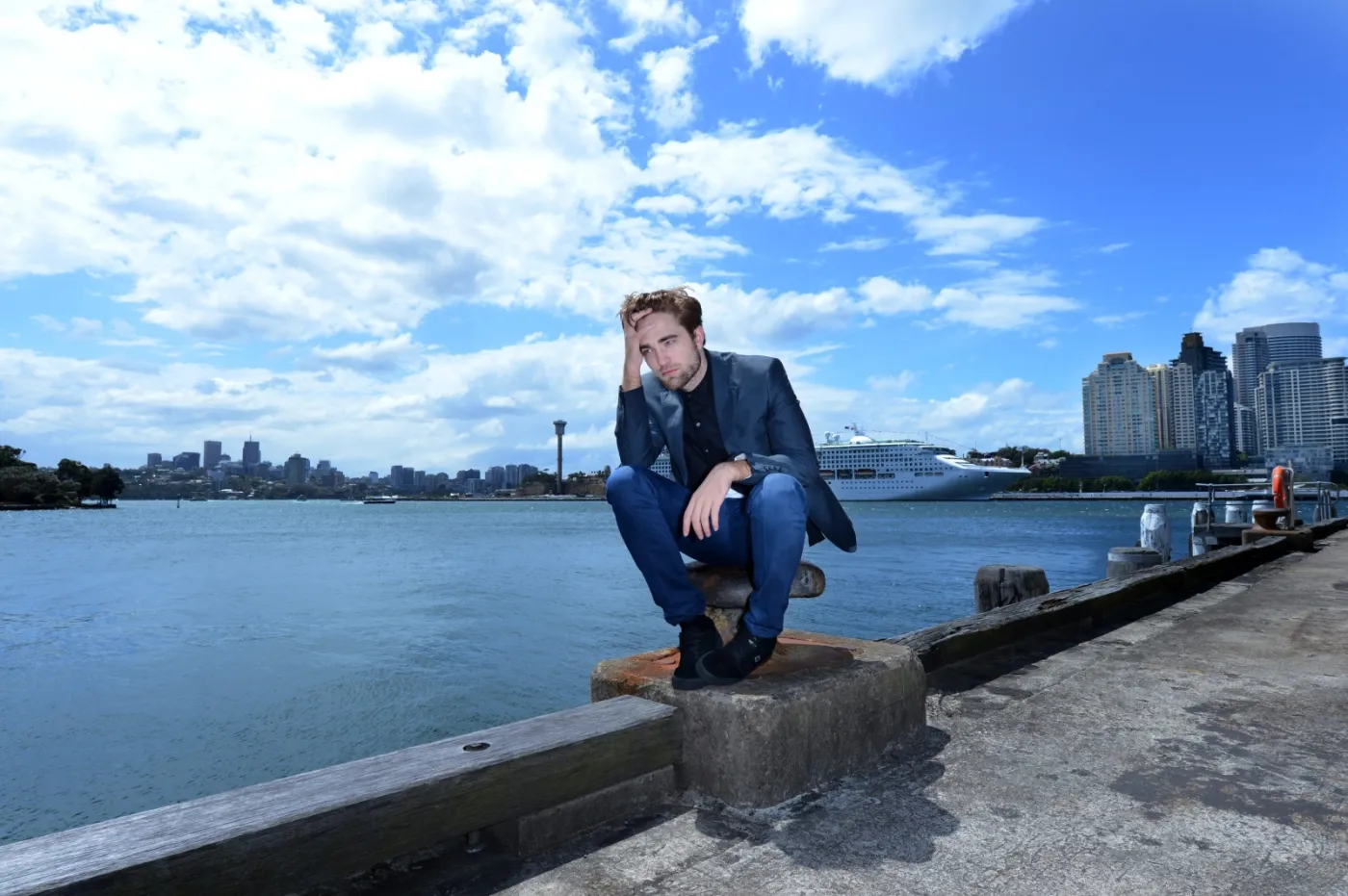 4190887-robert-pattinson.jpg