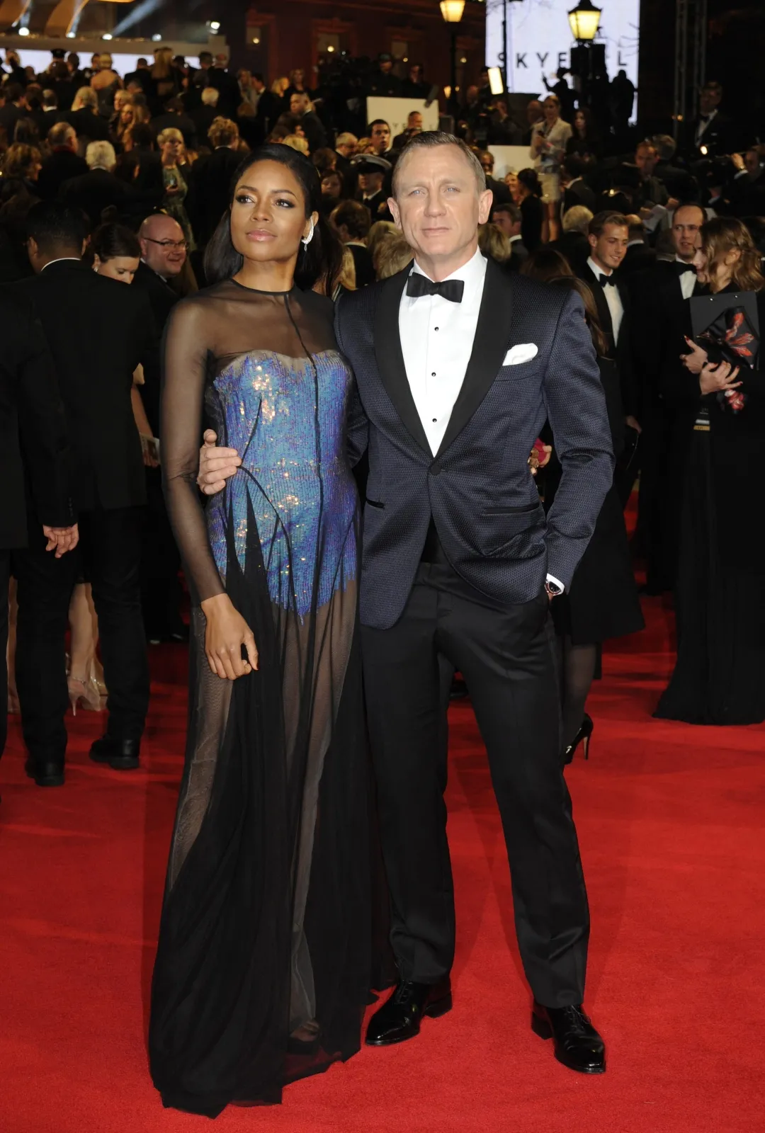 4191467-skyfall-premiera.jpg
