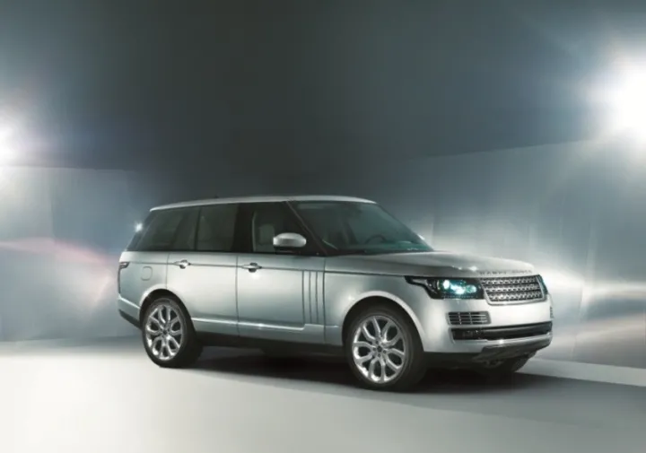 3911494-nowy-range-rover-3.jpg