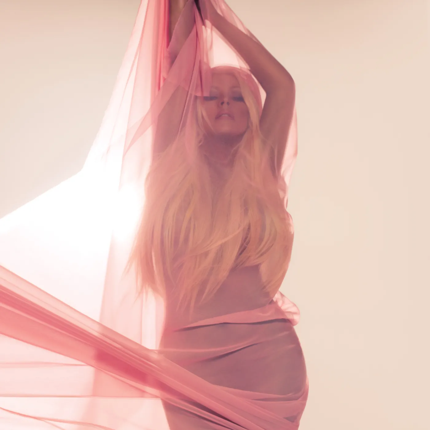 Christina Aguilera pokazje nowe i nagie ciało