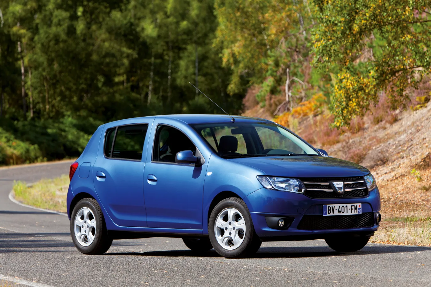 4047898-dacia-33482-1-6.jpg