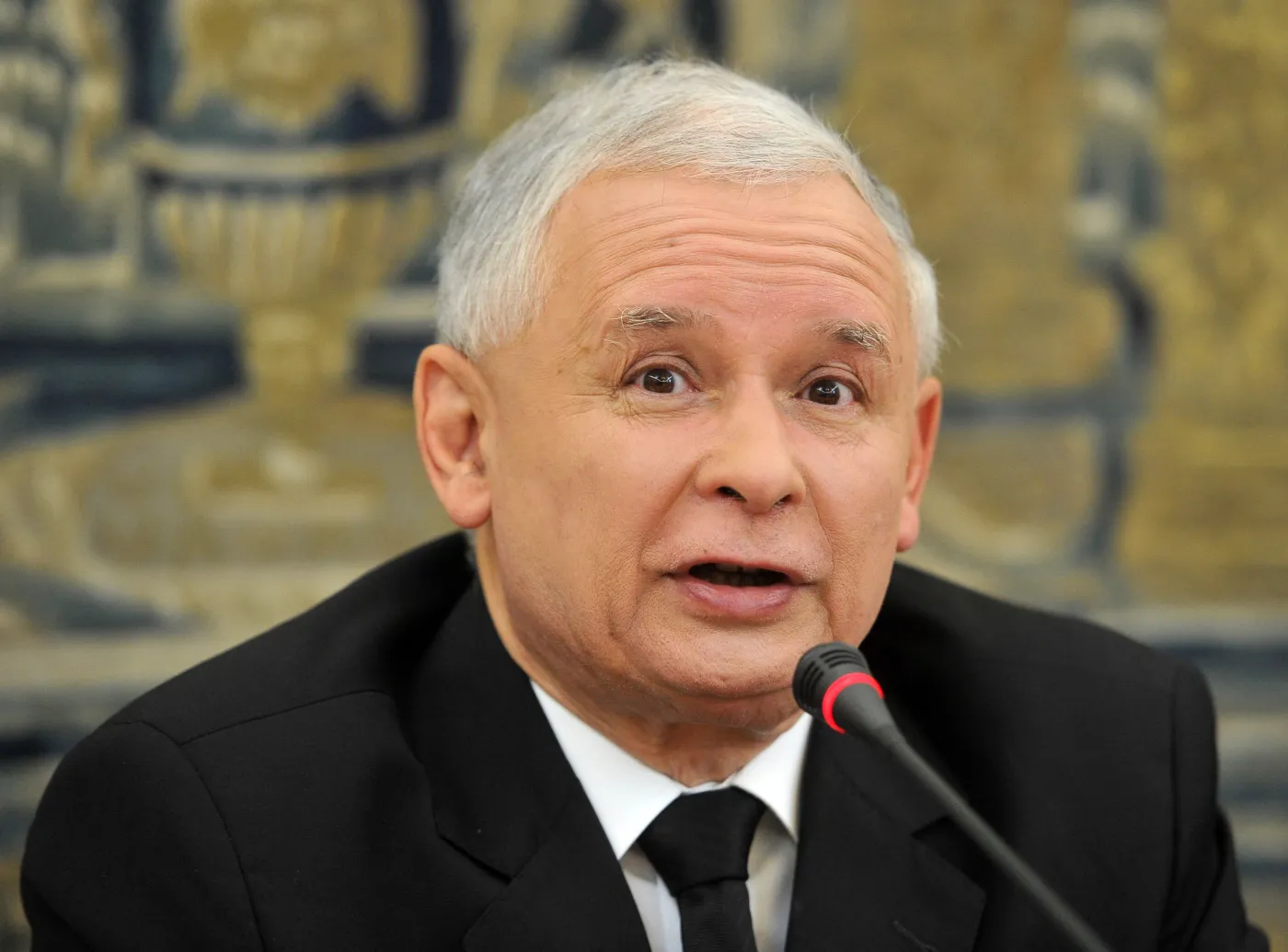 Ile rolnikom należy się z Unii? Kaczyński przebija Tuska
