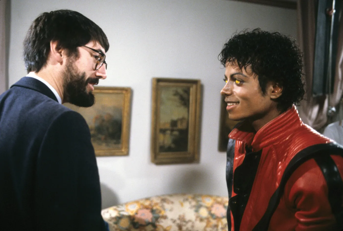 4338047-michael-jackson.jpg